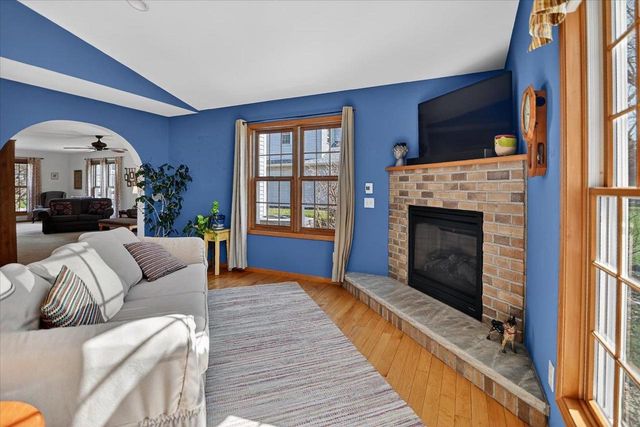 2265 Innsbrooke Drive, Sun Prairie, WI 53590