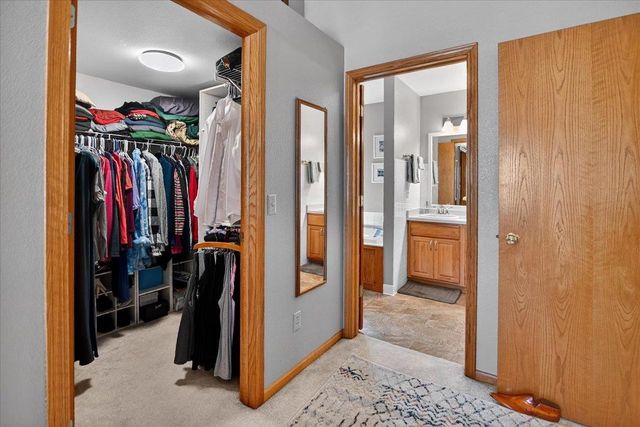 2265 Innsbrooke Drive, Sun Prairie, WI 53590