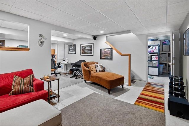 2265 Innsbrooke Drive, Sun Prairie, WI 53590