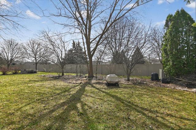 2265 Innsbrooke Drive, Sun Prairie, WI 53590