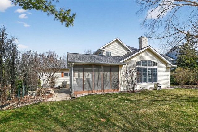 2265 Innsbrooke Drive, Sun Prairie, WI 53590