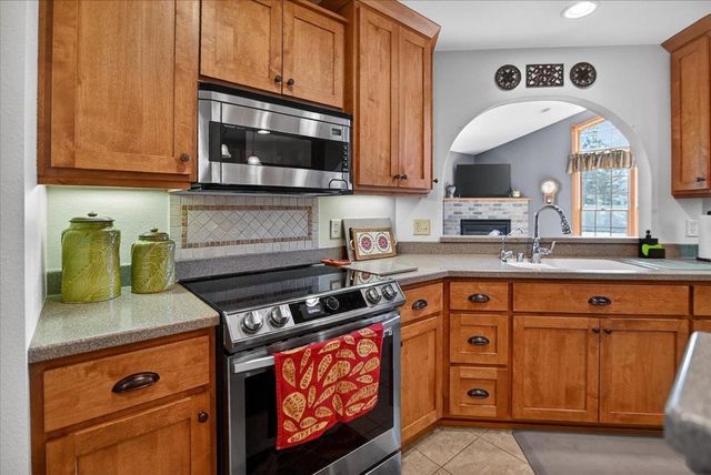 2265 Innsbrooke Drive, Sun Prairie, WI 53590