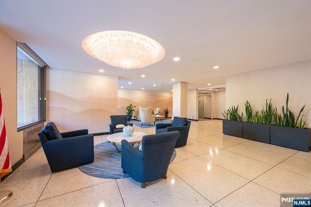 6600 JFK Blvd E 6C, West New York, NJ 07093