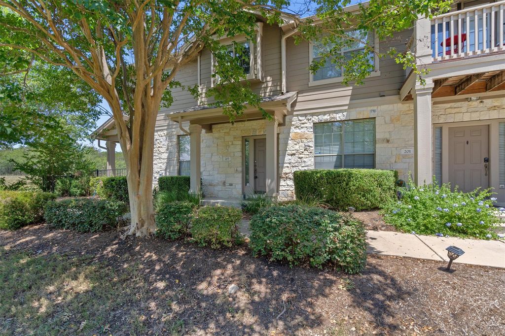 9201 Brodie LN 203, Austin, TX 78748