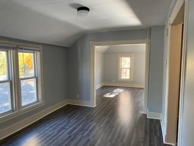 893 Jenks Avenue, Saint Paul, MN 55106