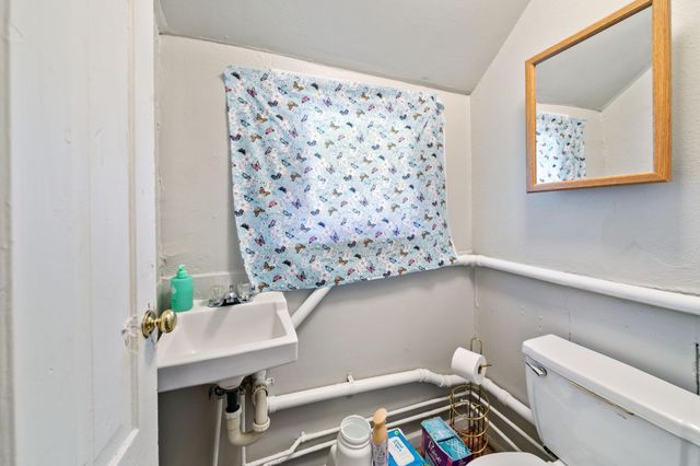 893 Jenks Avenue, Saint Paul, MN 55106