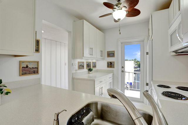 1481 S Ocean Boulevard 412, Pompano Beach, FL 33062