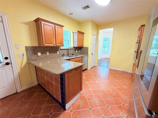 19352 Kolyma, Porter, TX 77365
