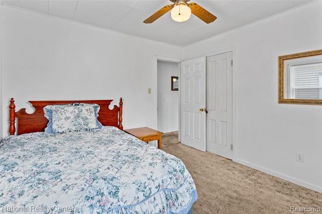 28524 Barton Street, Garden City, MI 48135