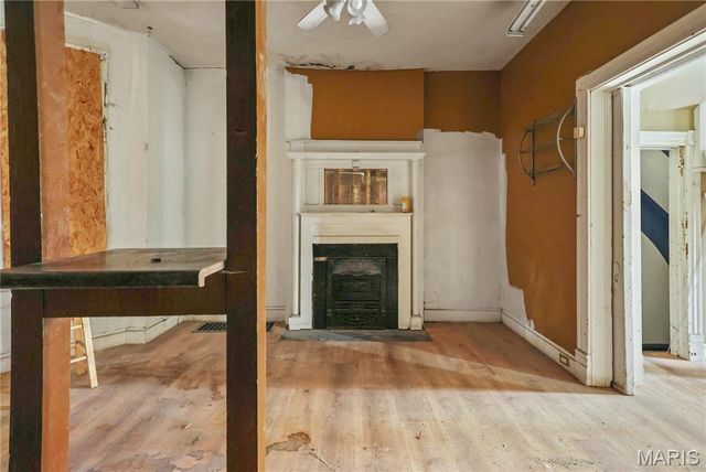5960 Minerva Avenue, St Louis, MO 63112
