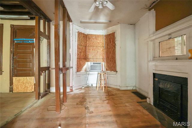 5960 Minerva Avenue, St Louis, MO 63112