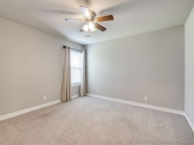 7025 E Oak Ridge Street, Broken Arrow, OK 74014