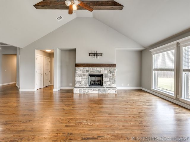 7025 E Oak Ridge Street, Broken Arrow, OK 74014