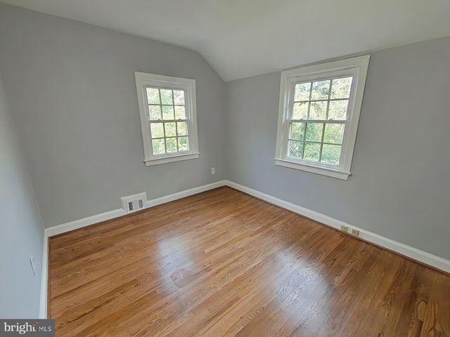 908 GLAIZEWOOD CT, Takoma Park, MD 20912