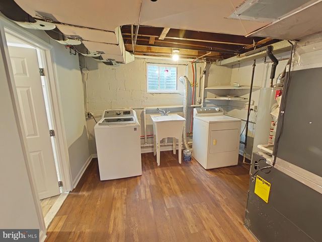 908 GLAIZEWOOD CT, Takoma Park, MD 20912
