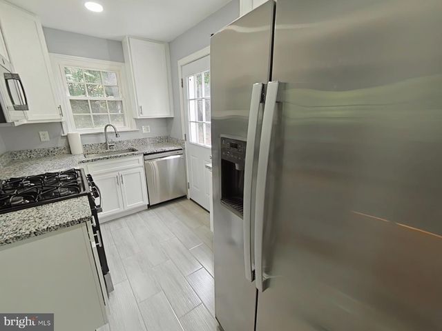 908 GLAIZEWOOD CT, Takoma Park, MD 20912