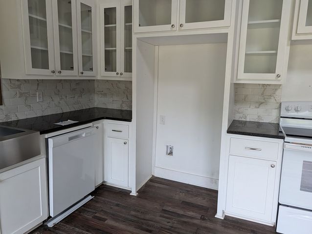 325 Day Road, Ashford, AL 36312