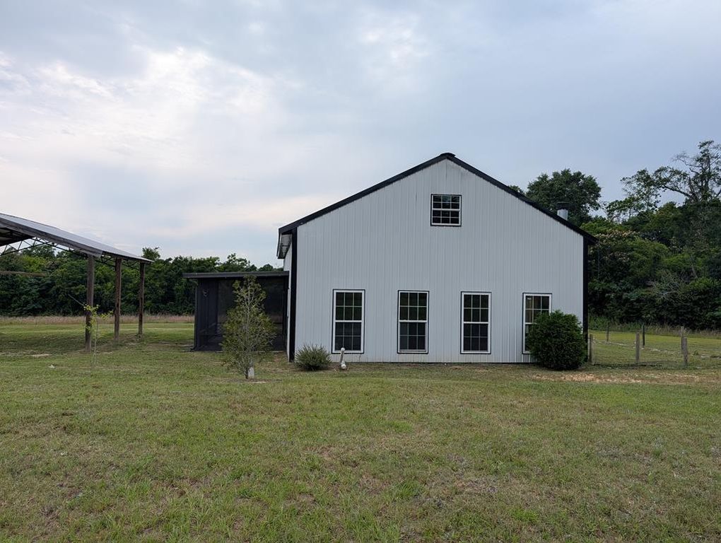 325 Day Road, Ashford, AL 36312