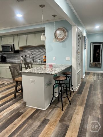 127 Druid Circle, Savannah, GA 31410