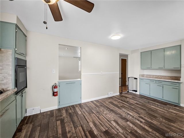 861 Beach Road, Cheektowaga, NY 14225