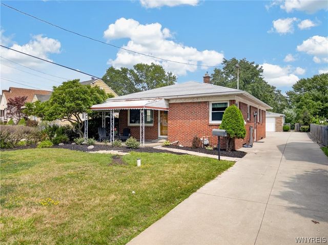 861 Beach Road, Cheektowaga, NY 14225