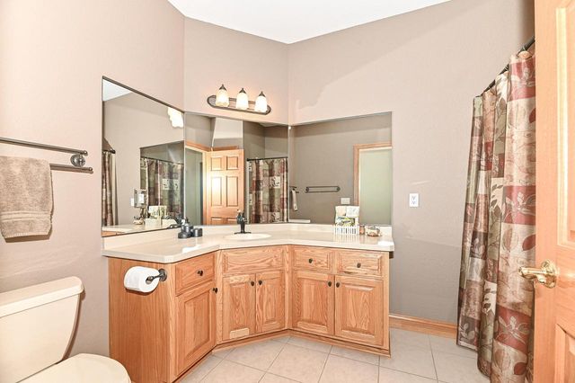30927 Lawn DRIVE, Waterford, WI 53185