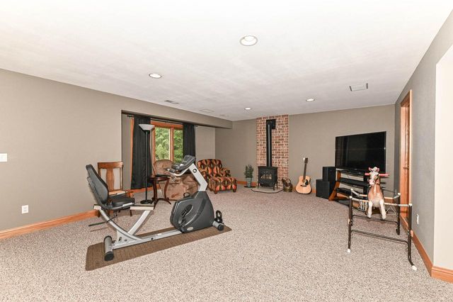 30927 Lawn DRIVE, Waterford, WI 53185