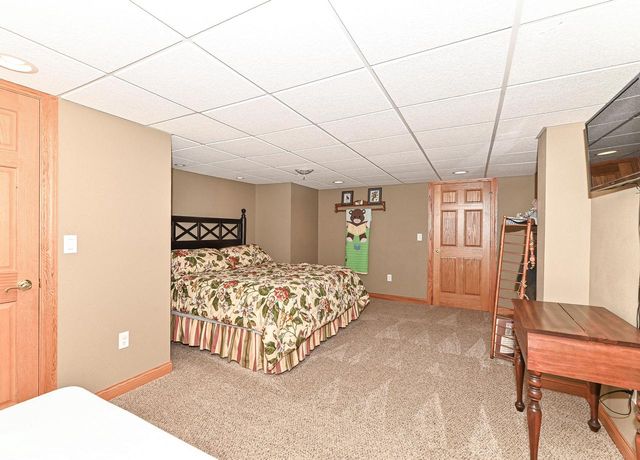 30927 Lawn DRIVE, Waterford, WI 53185