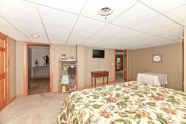 30927 Lawn DRIVE, Waterford, WI 53185