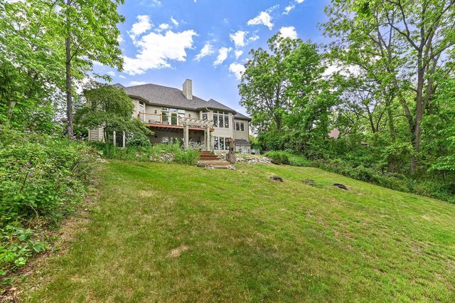 30927 Lawn DRIVE, Waterford, WI 53185