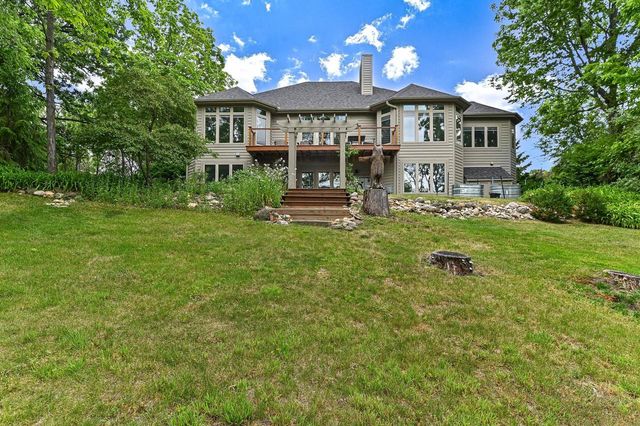 30927 Lawn DRIVE, Waterford, WI 53185