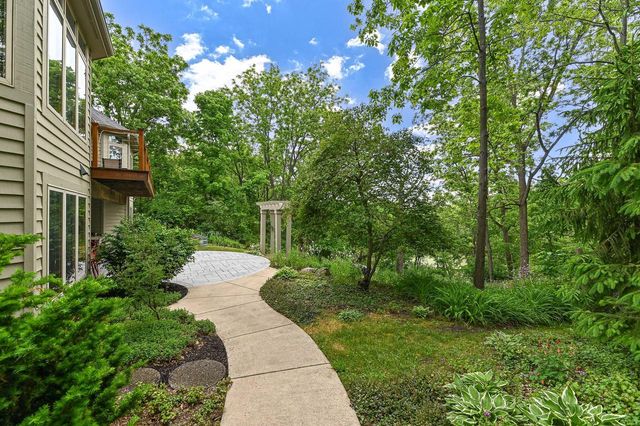 30927 Lawn DRIVE, Waterford, WI 53185