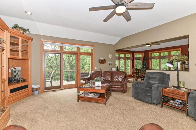30927 Lawn DRIVE, Waterford, WI 53185