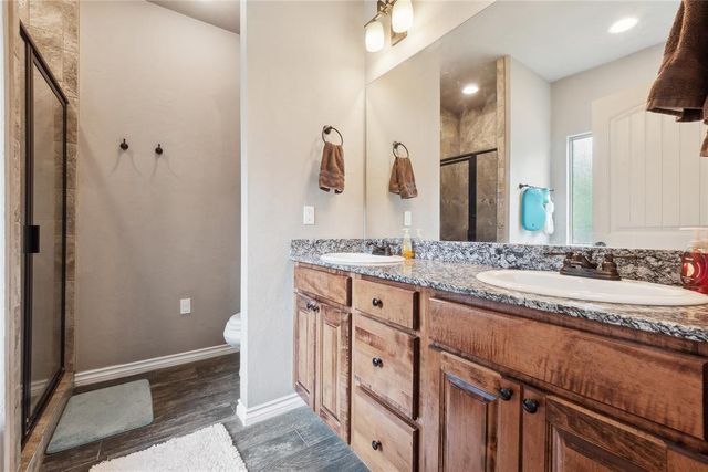279 Timber Lane, Harrah, OK 73045