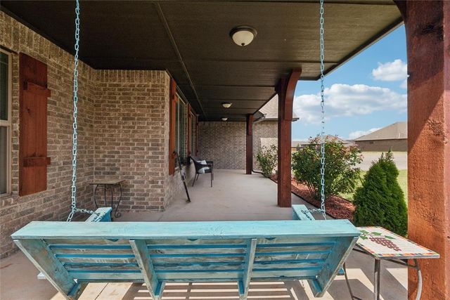 279 Timber Lane, Harrah, OK 73045