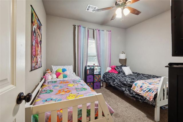 279 Timber Lane, Harrah, OK 73045