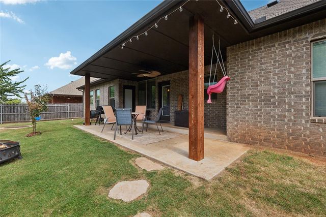 279 Timber Lane, Harrah, OK 73045