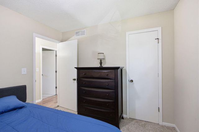 4501 W BAINBRIDGE DR, Columbia, MO 65203