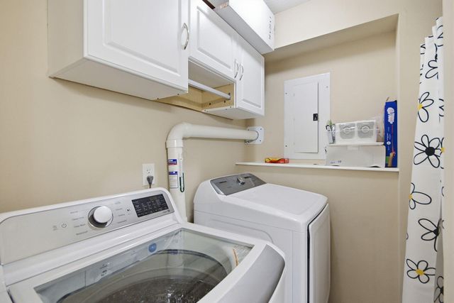 4501 W BAINBRIDGE DR, Columbia, MO 65203