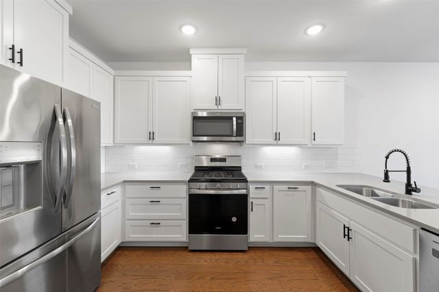 4507 Cypress Thorn Drive, Arlington, TX 76005