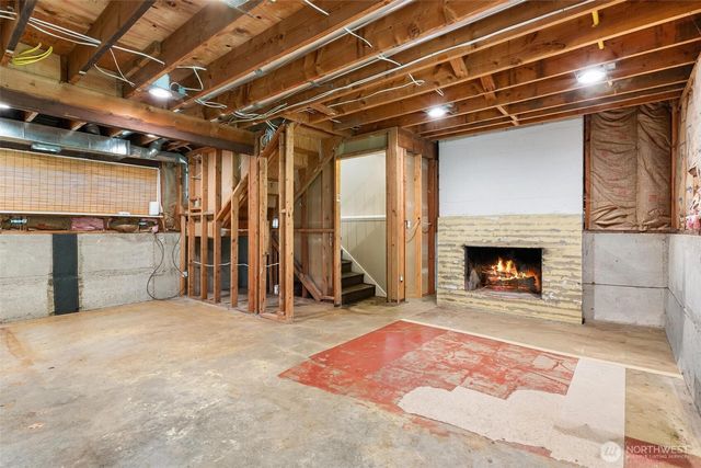 21043 NE 91st Street, Redmond, WA 98053