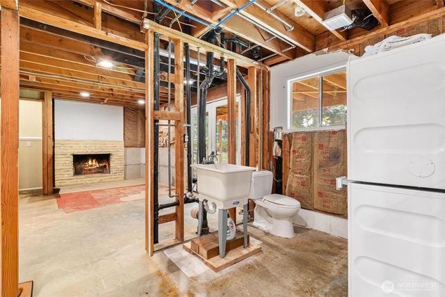 21043 NE 91st Street, Redmond, WA 98053