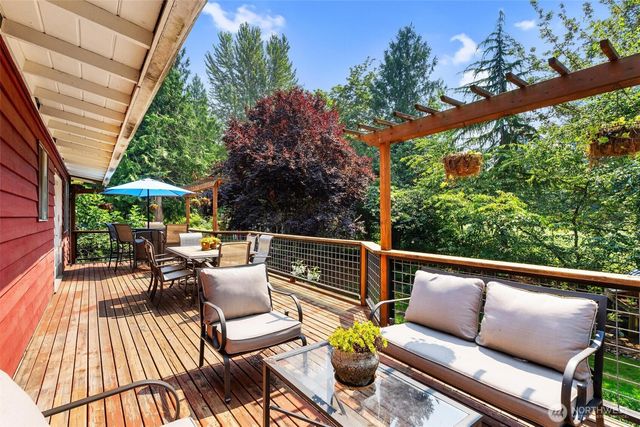 21043 NE 91st Street, Redmond, WA 98053