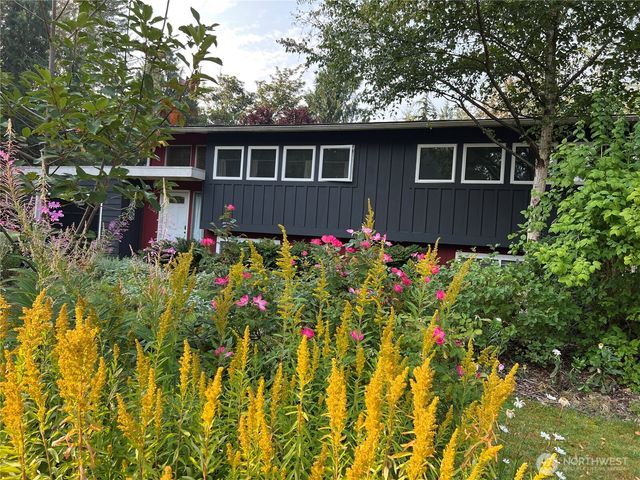 21043 NE 91st Street, Redmond, WA 98053