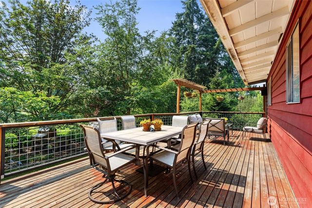 21043 NE 91st Street, Redmond, WA 98053