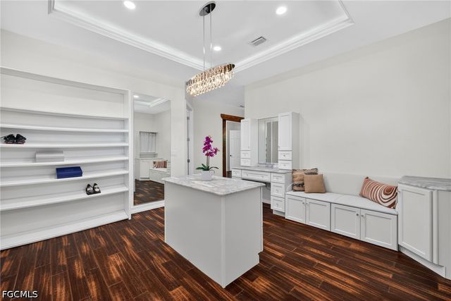 15860 Glendale LN, Fort Myers, FL 33912