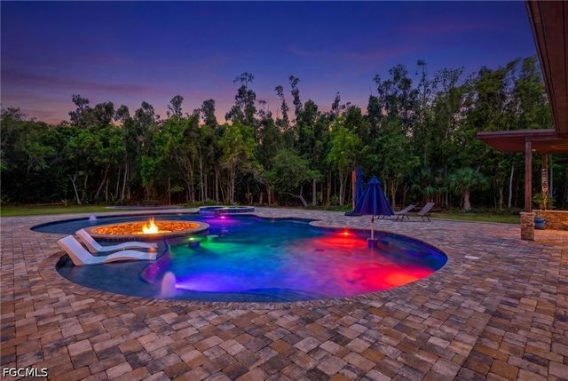 15860 Glendale LN, Fort Myers, FL 33912