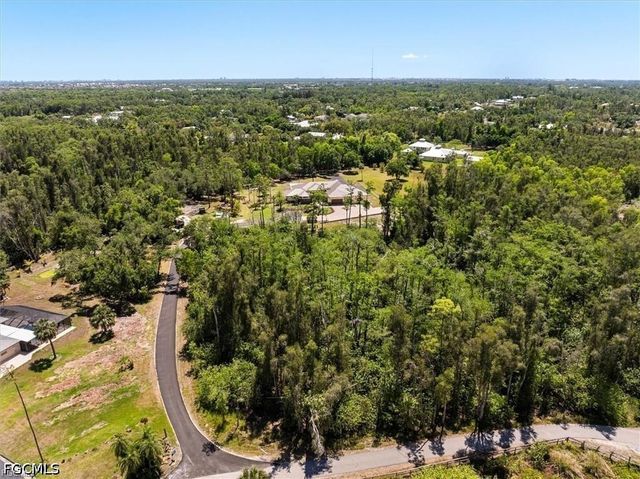 15860 Glendale LN, Fort Myers, FL 33912