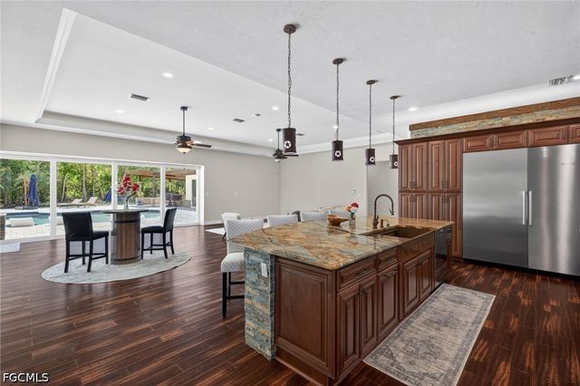 15860 Glendale LN, Fort Myers, FL 33912
