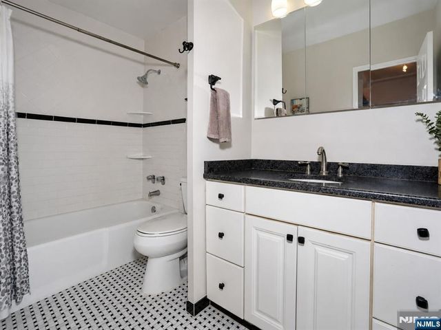 6 Horizon Road 1904, Fort Lee, NJ 07024